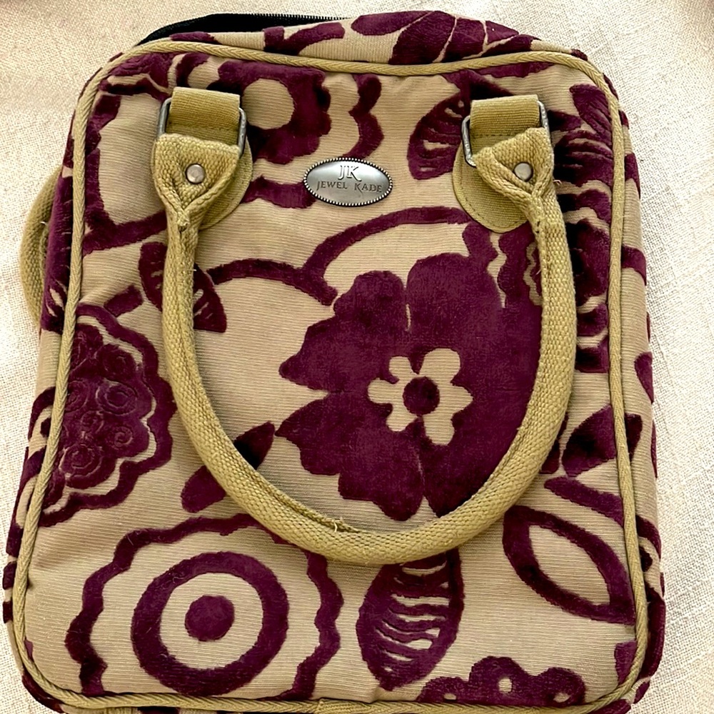 Jewel Kade jewelry storage case